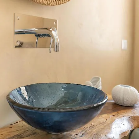 Luxe Cote Stay- Elegant Villa