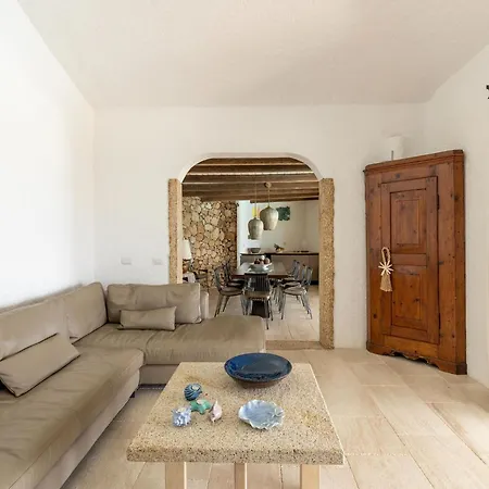 Luxe Cote Stay- Elegant Vila