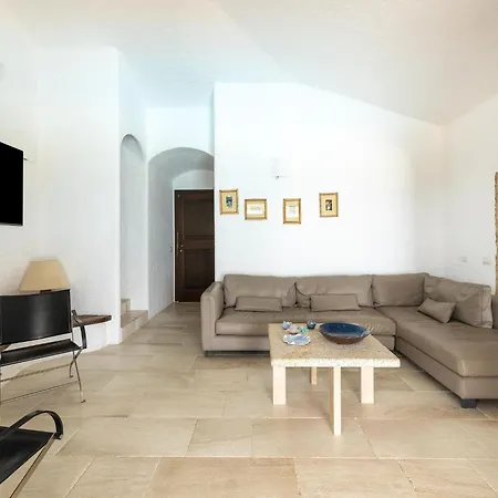 Belvilla By Oyo Paradiso 3 *